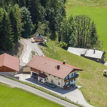 Schipplbadstube Holiday home Annaberg im Lammertal